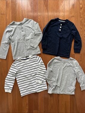 Toddler boy long sleeved lot, size 4T